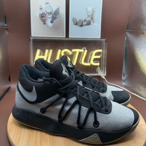 Nike KD Trey 5 V Black Wolf Grey Basketball Shoes Sz 8.5